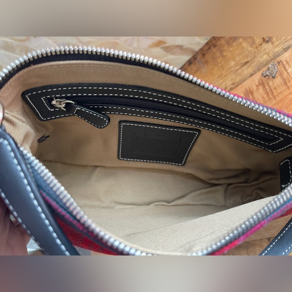 COACH Leather and Tartan Fabric Convertible Handbag Wristlet Purse Clutch NWOT - Picture 9 of 14